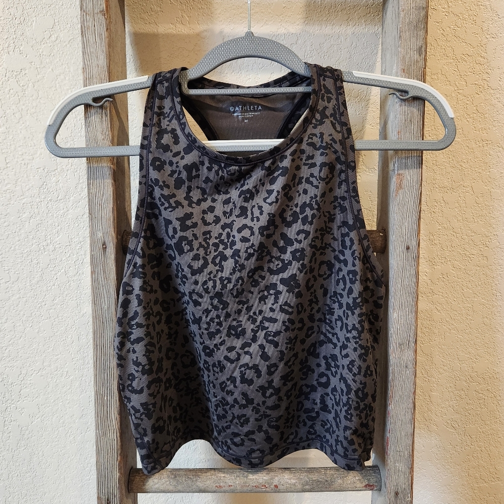 Athleta Women's Grey Cheeta Print Workout Top- Size Medium